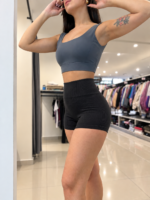 Calza Corta Short Seamless Ribbed con Efecto Scrunch Push Up