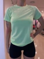 Remera Deportiva Elastizada Seamless Mod. 031