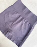 Calza Corta Deportiva Lv. Short Seamless Mod. 831 | Tiro Alto Faja, Tejido Sin Costuras y Efecto Modelador Violeta