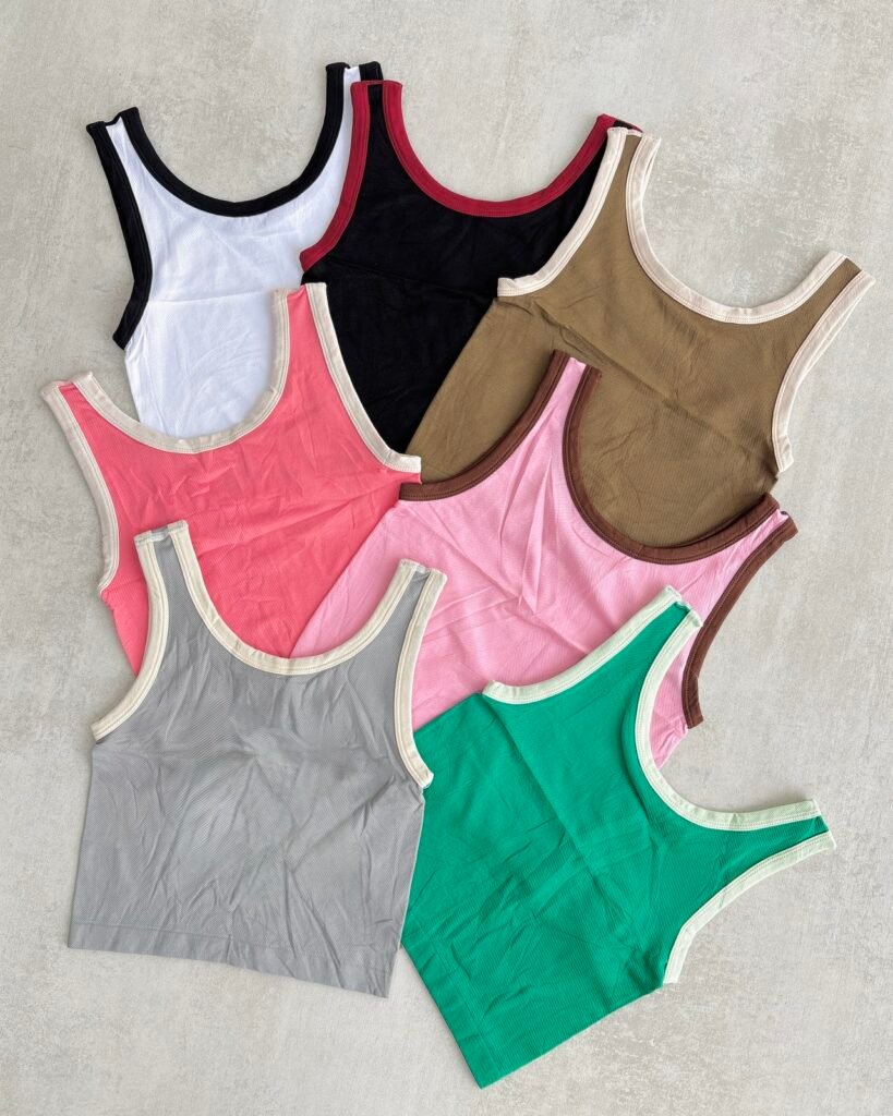 Top Musculosa VicBlack Morley Mod. 006 | Escote Redondo, Vivos a Contraste y Calce Crop