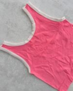 Top Musculosa VicBlack Morley Mod. 006 | Escote Redondo, Vivos a Contraste y Calce Crop Chicle